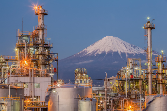 Japan to Pass Bill to Insure Iran Oil Imports