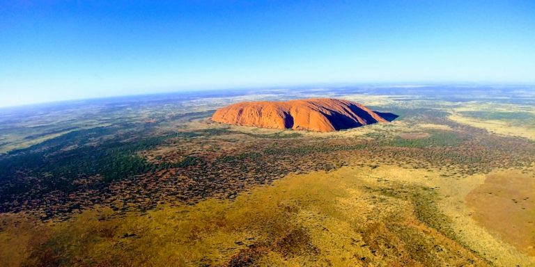 On the Road to Uluru +6 – Under a Desert Sky with Gordon White