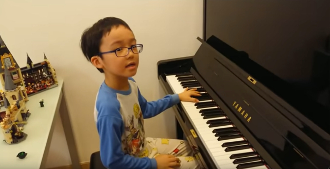 Moonlight Sonata Op.27 No.2 (Movements 1,2,3) of Beethoven, by Jonah Ho (age 7)